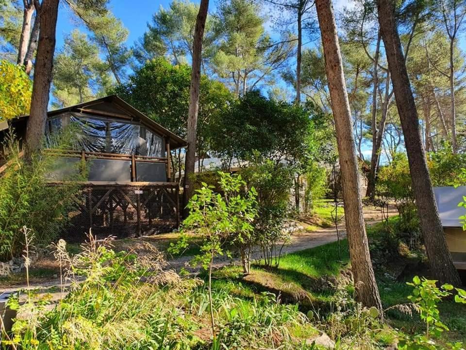 Camping Du Garlaban Обан Екстериор снимка